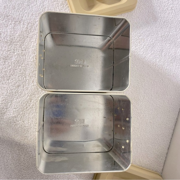 Vintage Ekco Beige Painted Metal Coffee Tea Canisters W Plastic Lids - Picture 12 of 13